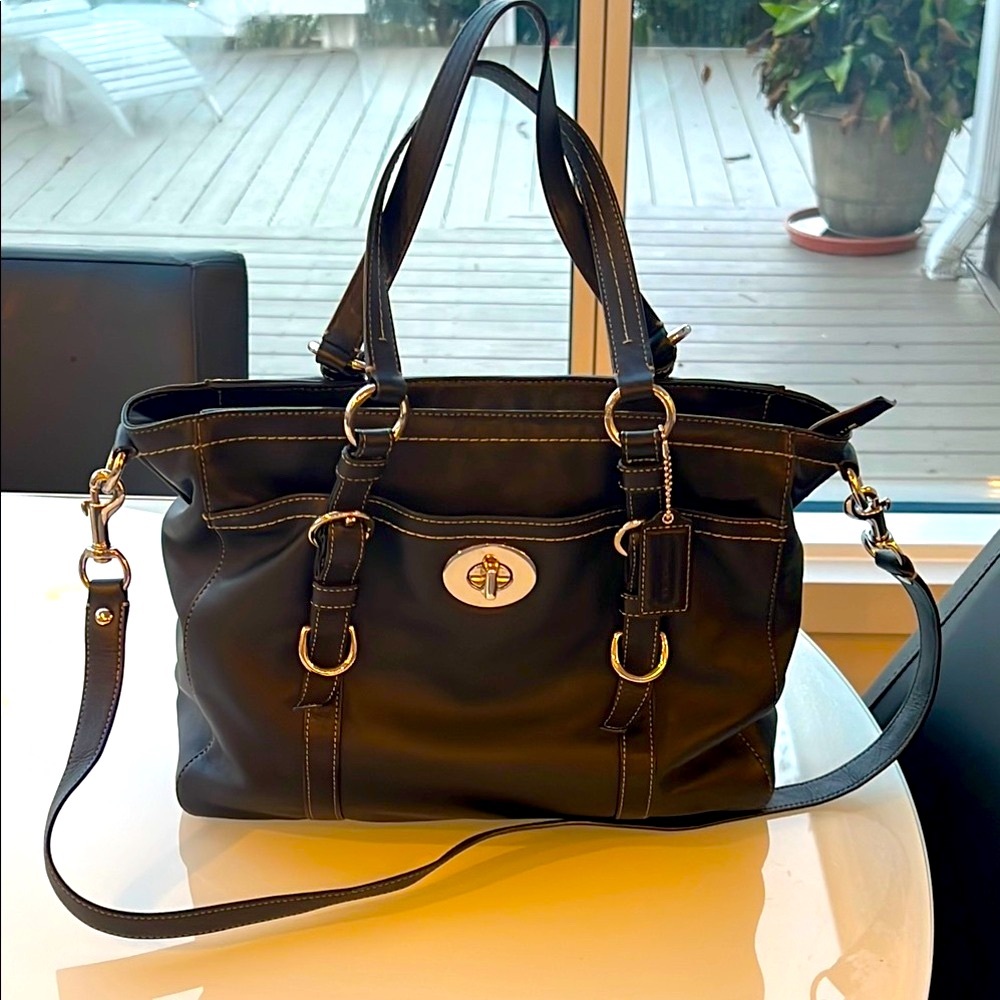 Coach Black Leather Tote with Structured Design and Silver Hardware